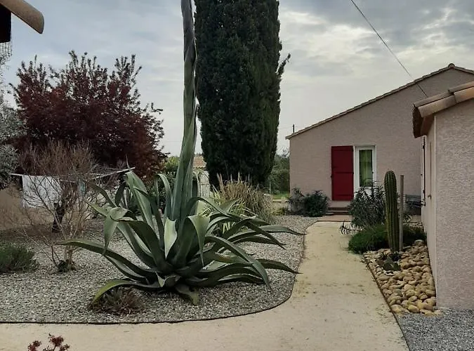 Tranquillite Oda ve Kahvaltı 3*